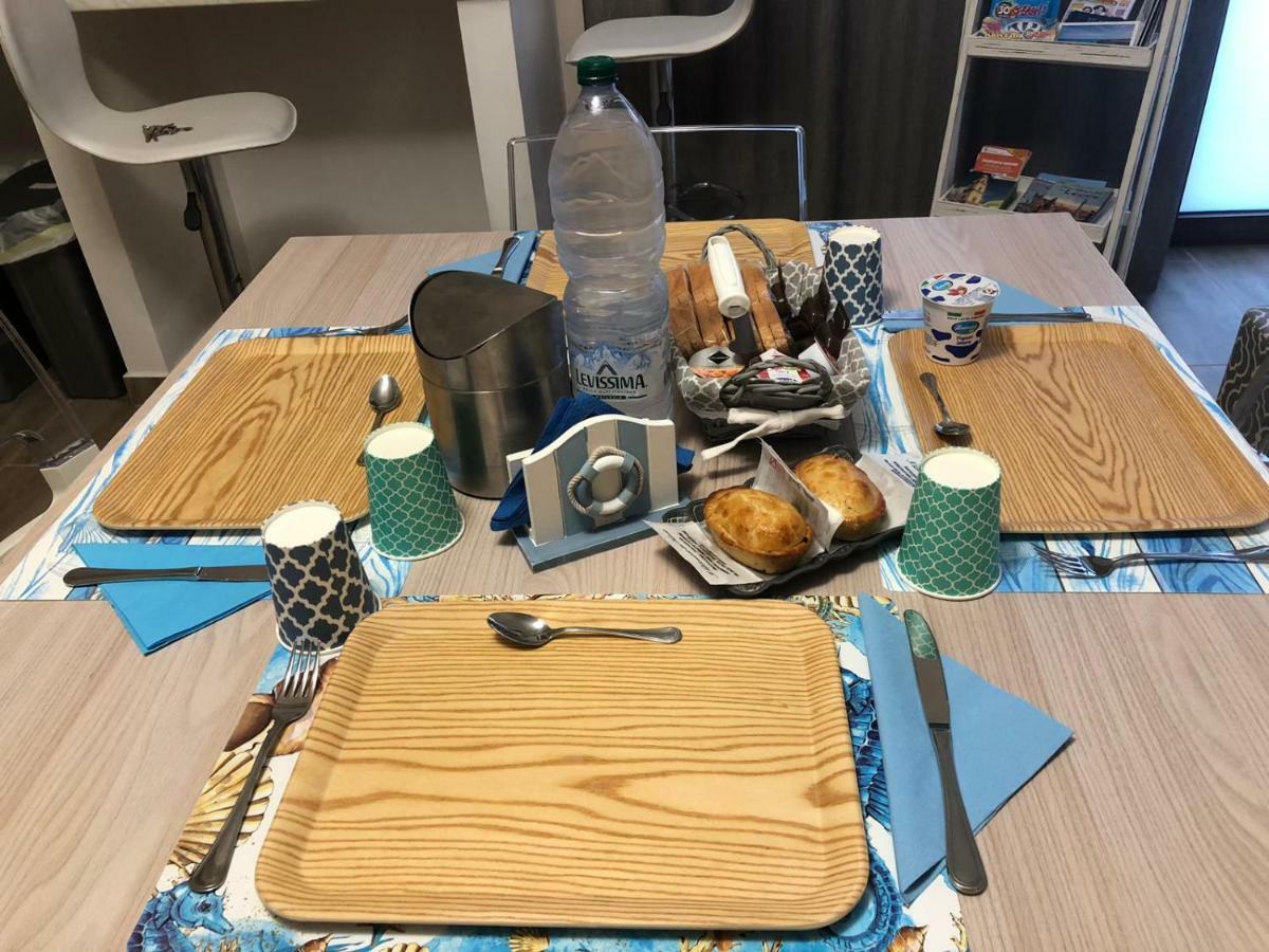 Holidays レッチェ エクステリア 写真